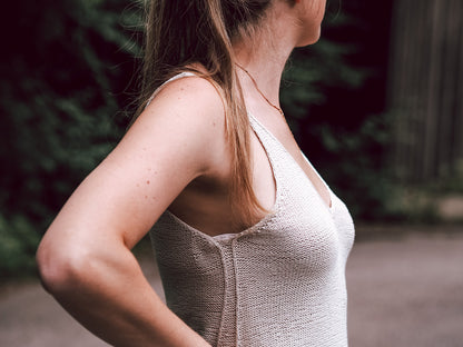 Isadora Top | ligne A flatteuse en Pure Silk de Knitting for Olive