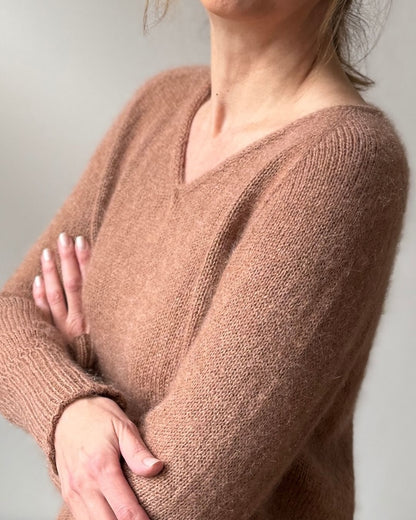 Momo Sweater | détails délicats aux poignets avec Sunday et Tynn Silk Mohair de Sandnes Garn