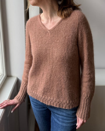 Momo Sweater | détails délicats aux poignets avec Sunday et Tynn Silk Mohair de Sandnes Garn