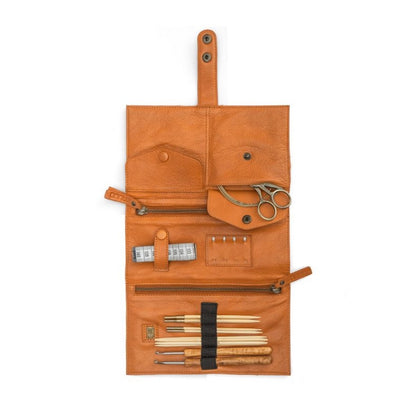 Jackie Nadeletui | for needles and essential accessories