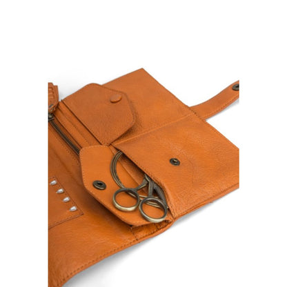 Jackie Nadeletui | for needles and essential accessories