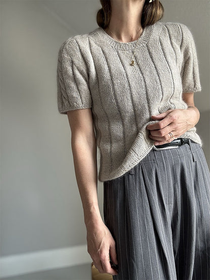 Braidy Loop Tee | bezaubernde Schulter mit Zopfmuster aus Cotton Merino und Soft Silk Mohair von Knitting for Olive