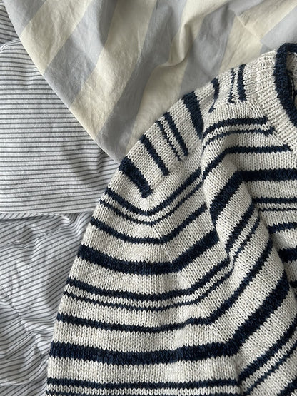 Direction Loop Tee | Oversized stripes made from Wild & Soft and Cashmere Lace by Gepard Garn