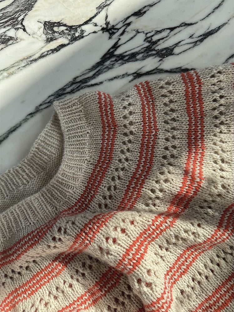 Halo Loop Tee von Other Loops mit Classic Cashmere von Cardiff 6