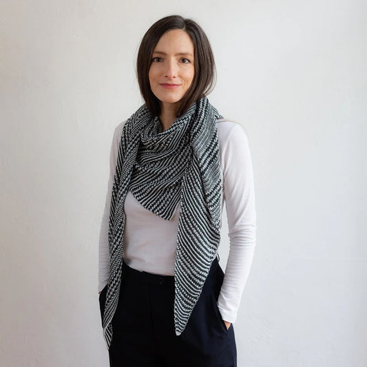 Ocean Dive Shawl | silky and cooling from Arctic Pearl by Pascuali