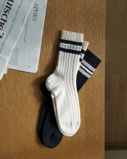 Chaussettes basiques légères | motif fin avec du cachemire doux 1ère classe de Mayflower Denmark