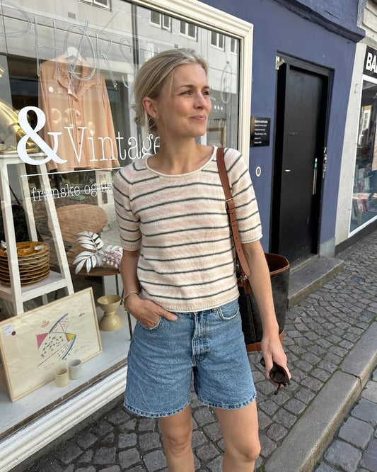 PetiteKnit Amelie Tee mit Merino von Knitting for Olive 1