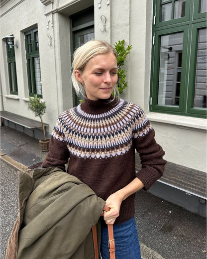 Celeste Sweater | simple Norwegian with Peer Gynt from Sandnes Garn 