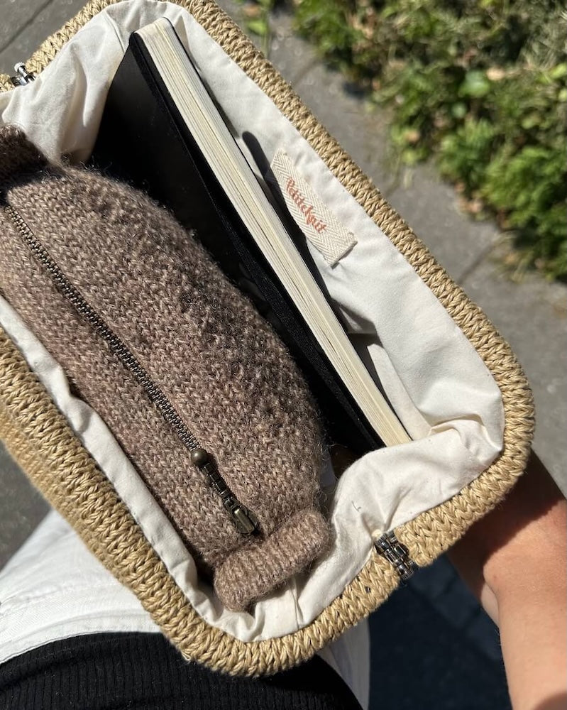 Cleo Clutch von PetiteKnit mit Crealino von Lang Yarns 4