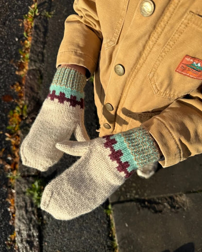 Cross Set | Motif contrasté en Double Sunday de Sandnes Garn