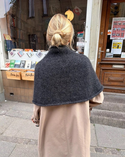 Ivy Cape | ülilihtne, valmistatud BC Garni Brisast