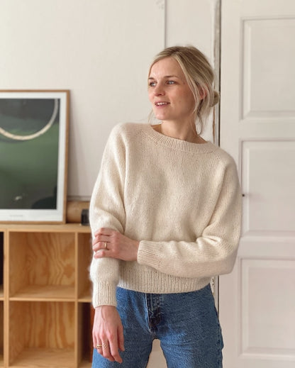 Kein Schnickschnack Pullover | lässiger Klassiker aus Sunday und Primo Tynn Silk Mohair von Sandnes Garn