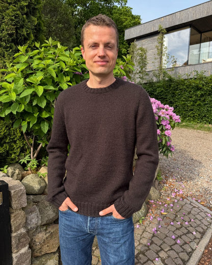 Niels Sweater Man | Classic from Peer Gynt by Sandnes Garn