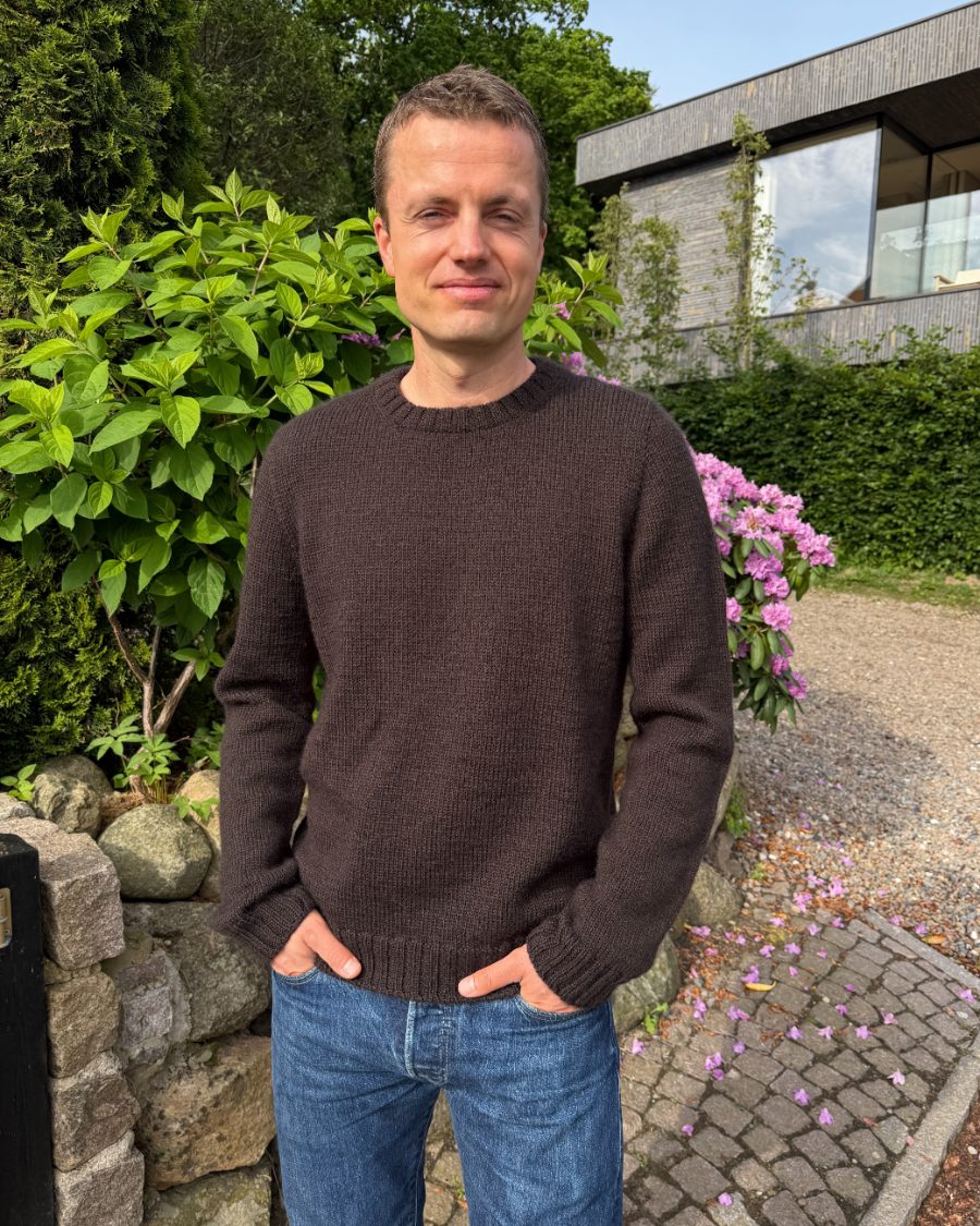 Niels Sweater Man | Classic from Peer Gynt by Sandnes Garn