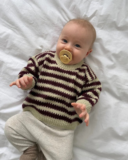 Pull Otto Bébé | rayures joyeuses en Sunday de Sandnes Garn