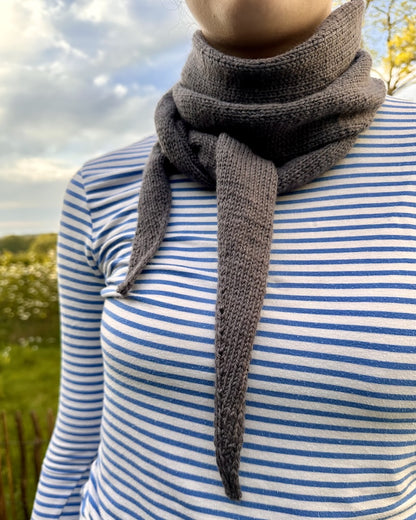 La couverture la plus simple du monde | souple et décontractée en Cheeky Merino Joy de Rosy Green Wool