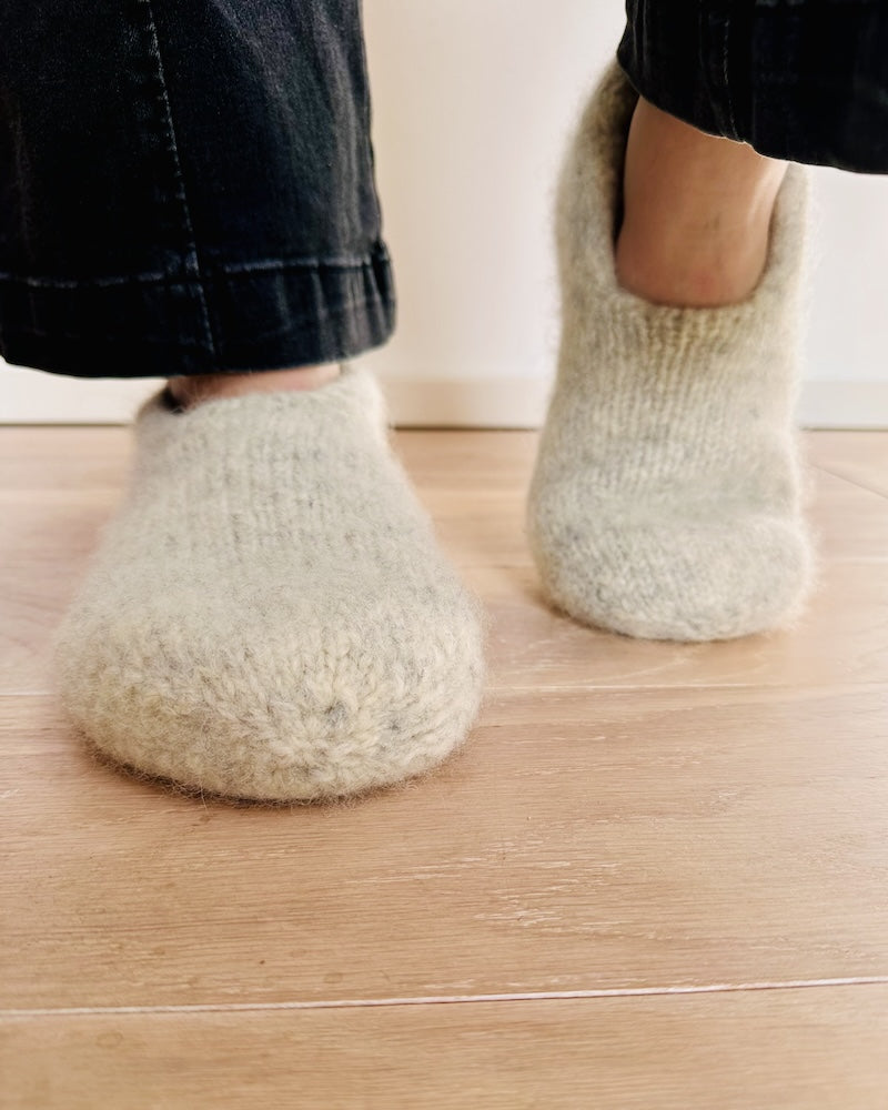 Family Felt Slippers | cozy and doubly warm from Fritidsgarn by Sandnes Garn