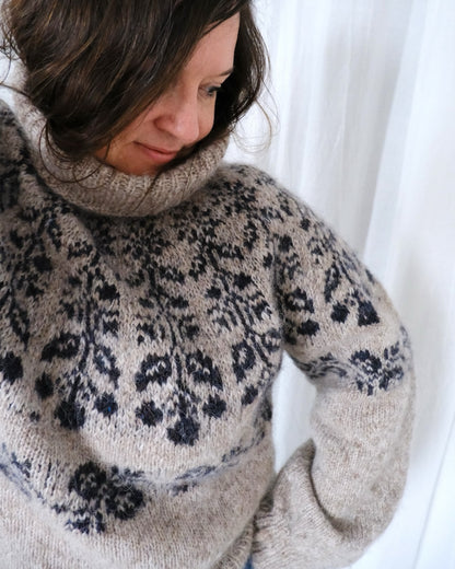Chandail Blueberry | Motif de baies en Plötulopi et Tynn Silk Mohair
