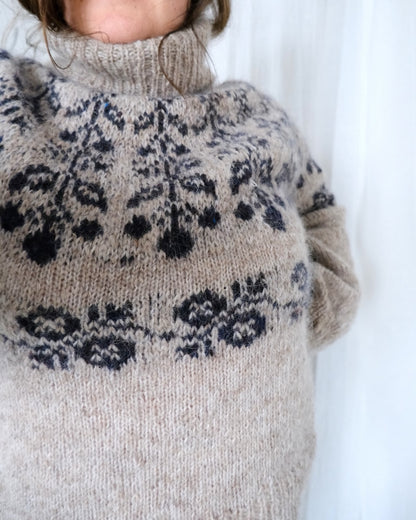 Chandail Blueberry | Motif de baies en Plötulopi et Tynn Silk Mohair