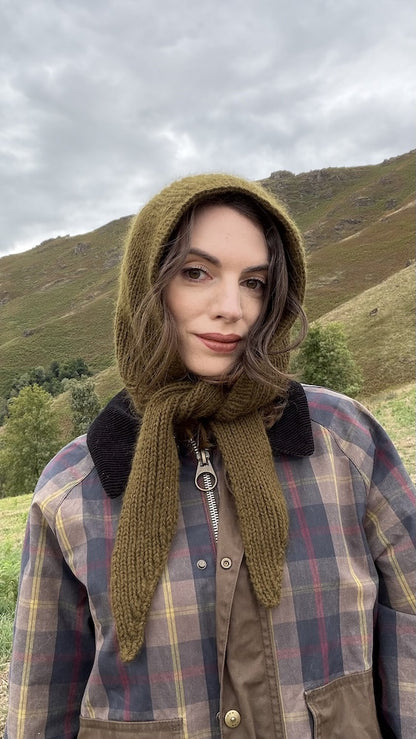 Briar Hood | romantischer Kapuzenschal aus Le Lambswool und Le Petit Silk & Mohair von Biches & Bûches
