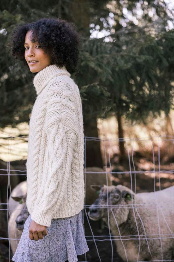 Haukiainen Strickpullover von Ronja Hakalehto mit Hygge Wool von Novita 3