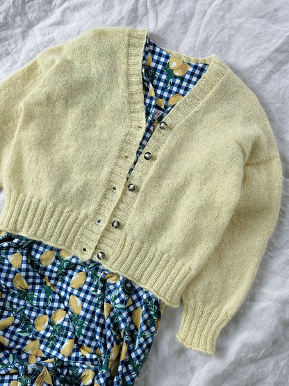 Gween Cardigan | classique, style club de lecture, en fil Peer Gynt de Sandnes Garn