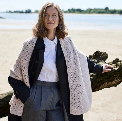 Tuch Miran | léger et spontané en Cheeky Merino Joy de Rosy Green Wool