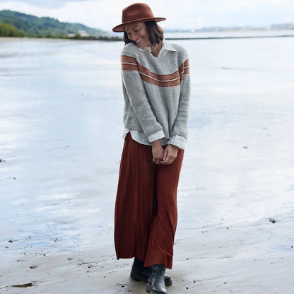 Pull "Precious Memory" | délicat motif à rayures en Cheeky Merino Joy de Rosy Green Wool