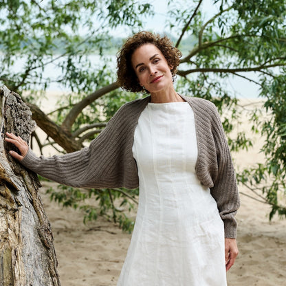 Open Horizon Bolero | super polyvalent, tricoté en Cheeky Merino Joy de Rosy Green Wool