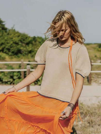 Molly Tee | with delicate contrast edges from Mandarin Petit by Sandnes Garn