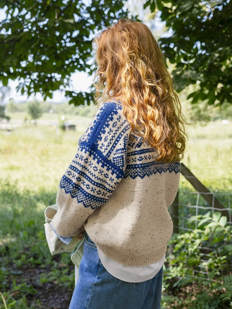 Sandnes 2410 Norske Ikoner Marius Frauenpullover mit Peer Gynt 3