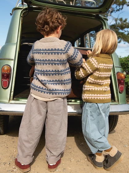 Ridge Sweater Sandnes 2506 | rayures moelleuses en Double Sunday et Borstet Alpakka