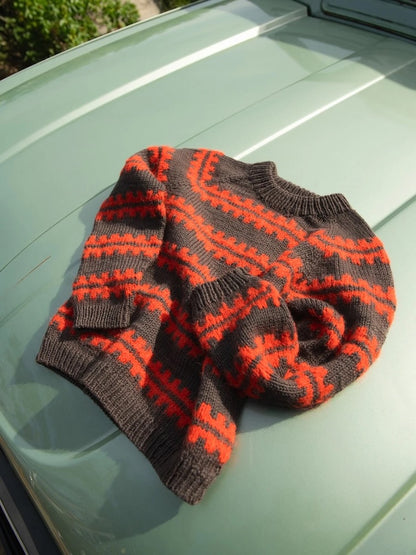Ridge Sweater Sandnes 2506 | rayures moelleuses en Double Sunday et Borstet Alpakka