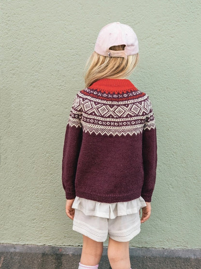 Marius Sweater Junior - light and durable | made from Tynn Peer Gynt by Sandnes Garn