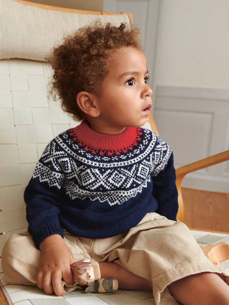Pull bébé Marius - trois couleurs | motif jacquard norvégien classique en Sunday de Sandnes Garn