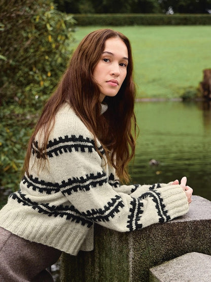 Ridge Sweater | rayures détaillées en satin de Sandnes Garn