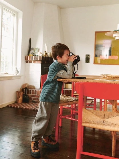 Loui Slipover Kids | Basic Pullunder aus Duo von Sandnes Garn