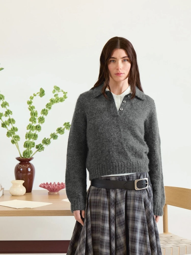 Aria Sweater | pull fin avec col polo en fil Folgetrad Alpakka et Tynn Silk Mohair de Sandnes Garn