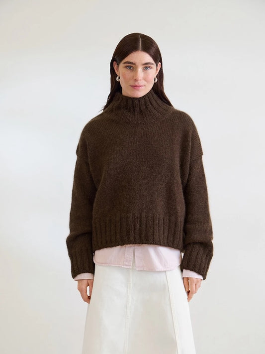 Mina Sweater - Peer Gynt | décontracté avec grand col en Peer Gynt et Tynn Silk Mohair de Sandnes Garn