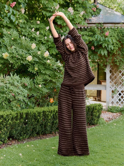 Riley Pants | Lounge Hose mit feinen Streifen aus Sunday und Tynn Silk Mohair von Sandnes Garn