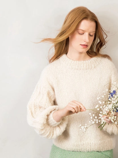 Elsa Pullover | einfacher Traumpullover aus Borstet Alpakka und Tynn Silk Mohair von Sandnes Garn