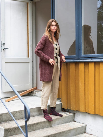 Veste douillette | décontractée en demi-côtes en Kos de Sandnes Garn