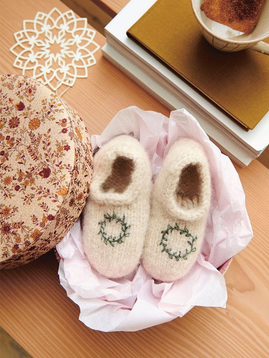 Chaussons de Noël - Thème 77 | d'adorables chaussons en Fritidsgarn de Sandnes Garn