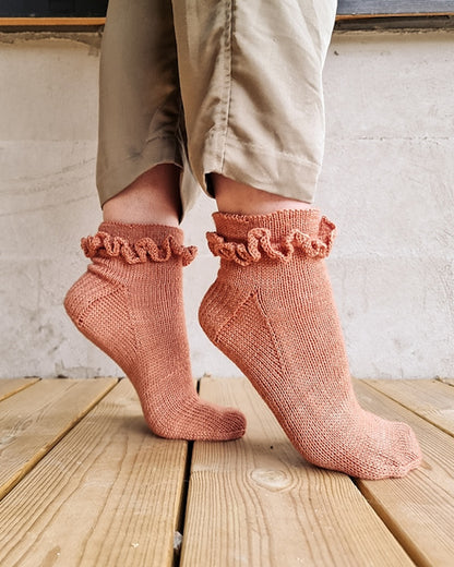 Summer Girl Socks von Sari Nordlund mit Merino Yak von Regia Premium 2