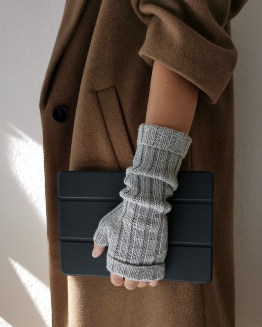 Nola Hand Warmers (PDF) - Pattern