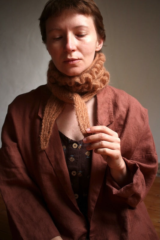 Parnassia-sjaal | zachte ruchesjaal van Le Gros en Le Petit Silk & Mohair van Biches & Bûches