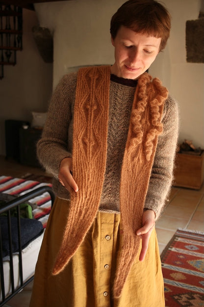 Parnassia-sjaal | zachte ruchesjaal van Le Gros en Le Petit Silk & Mohair van Biches & Bûches