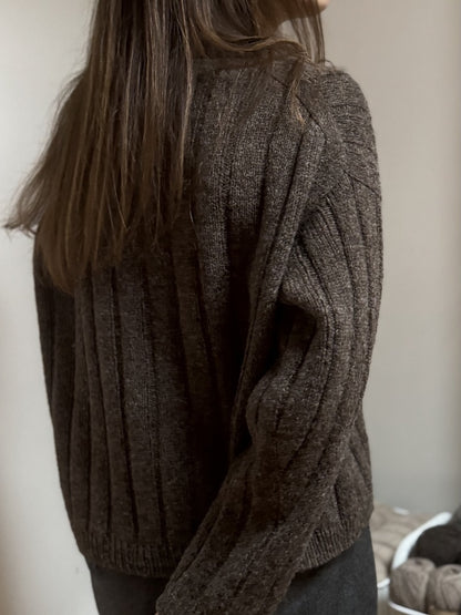 The Boston V-Neck | made from pure cashmere with Organic Cashmere 6/28 by Pascuali