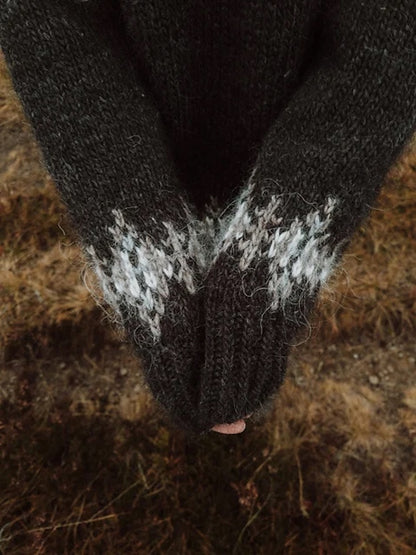 Fjelltur Sweater | kontrastfyldt norsk mønster af Alafosslopi fra Lopi Island