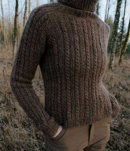 Chandail Oakwood Raglan | fin motif torsadé en Plötulopi de Lopi Island